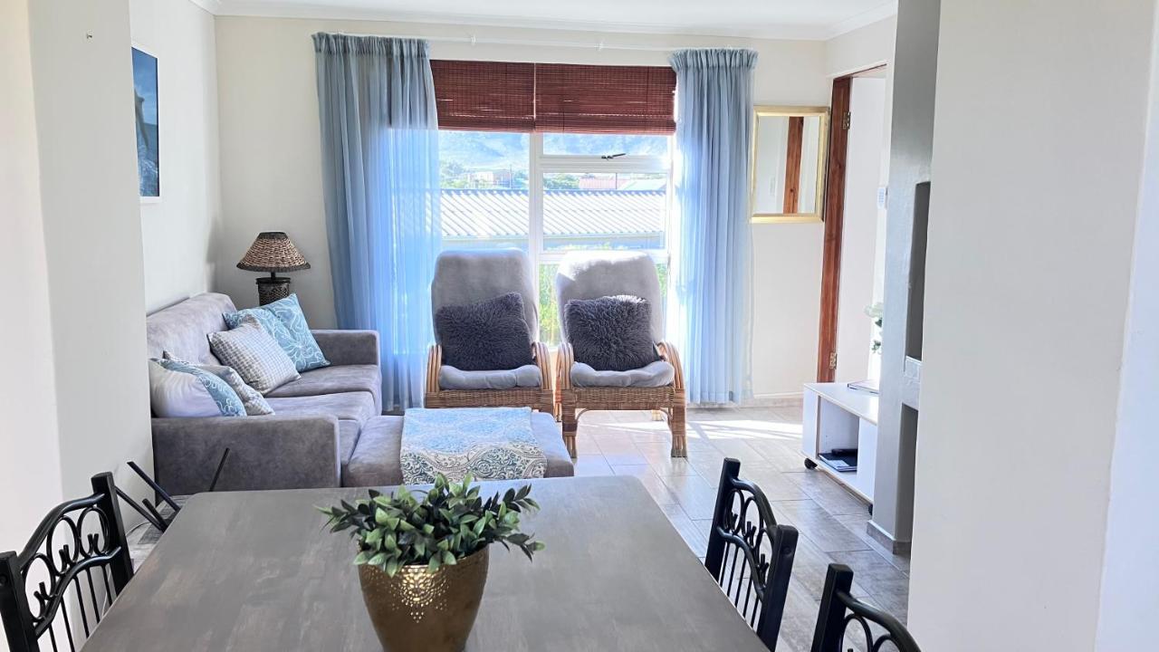 Silverdunes - Seaview Bettyʼs Bay Exterior foto